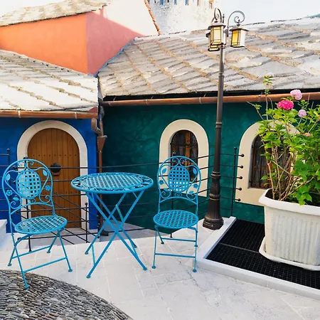 Ali Baba Apartment